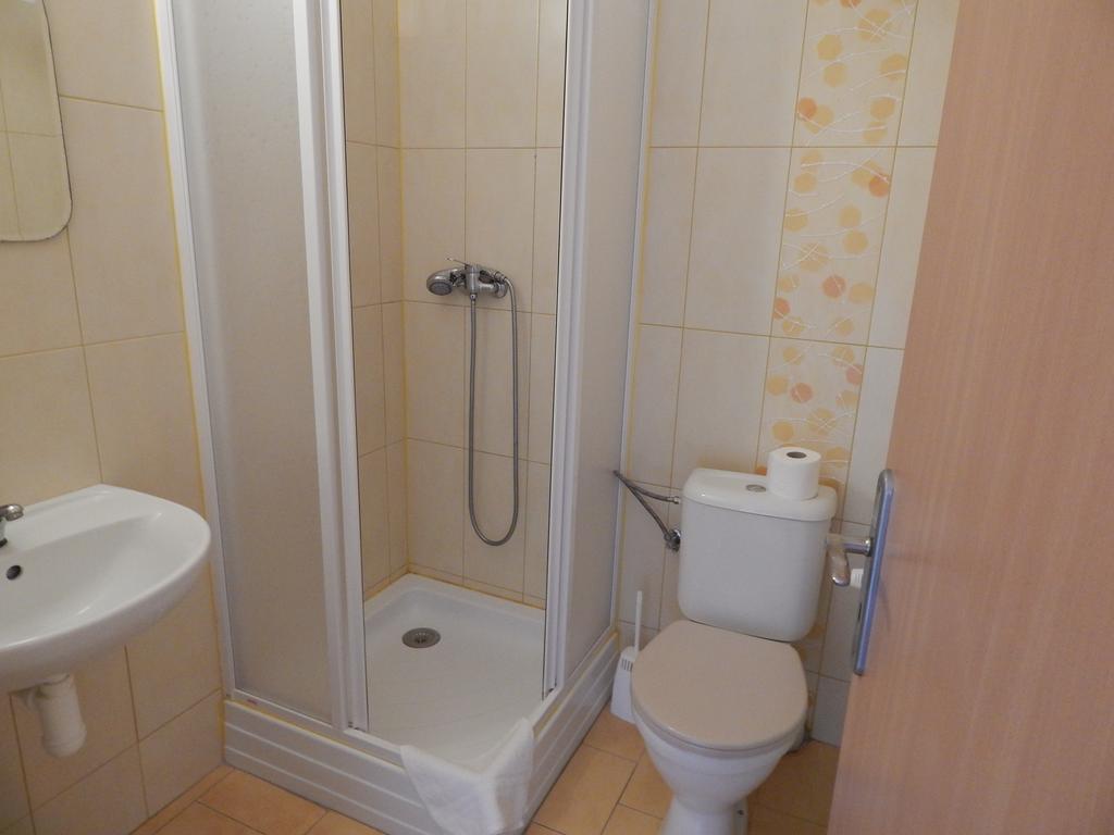 Penzion U Kasnych Mnisek pod Brdy Exterior photo